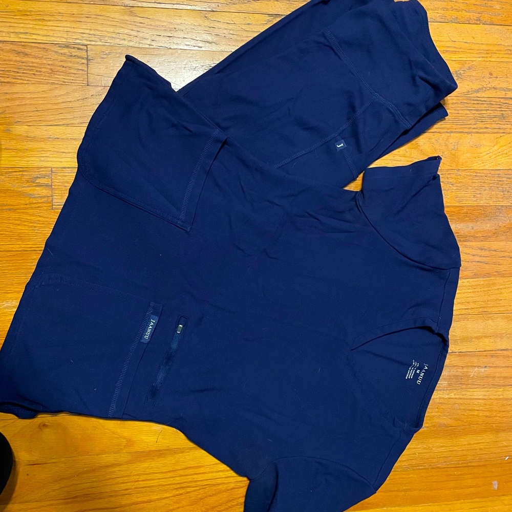 Jaanu Scrub top and bottom set!
